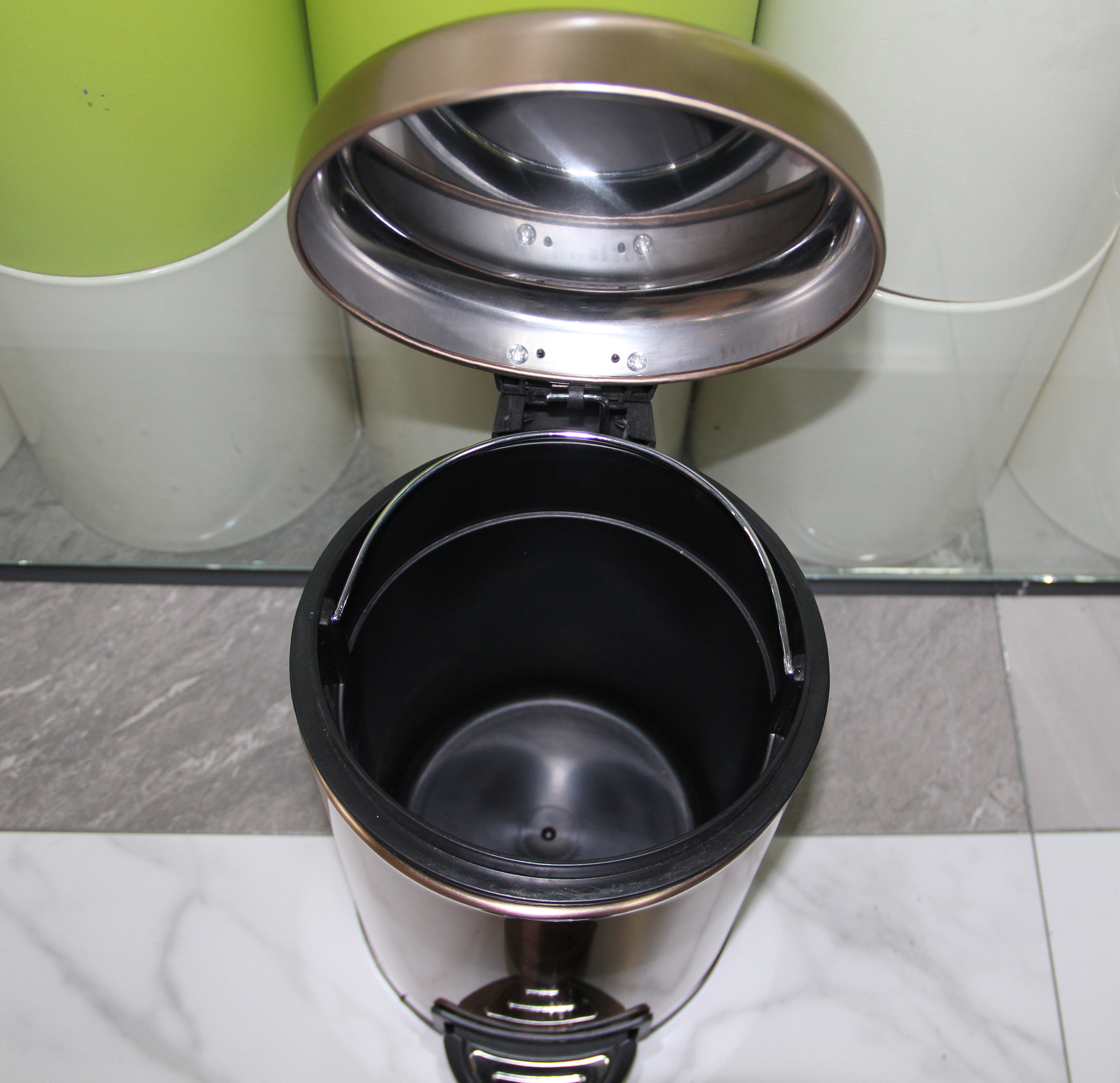 3L Gold glänzender Farbe Edelstahl Hotel Pedal Müllbehälter Bad Zubehör Fußpedal Abfallbehälter 410 Beschichtungsmüll Can